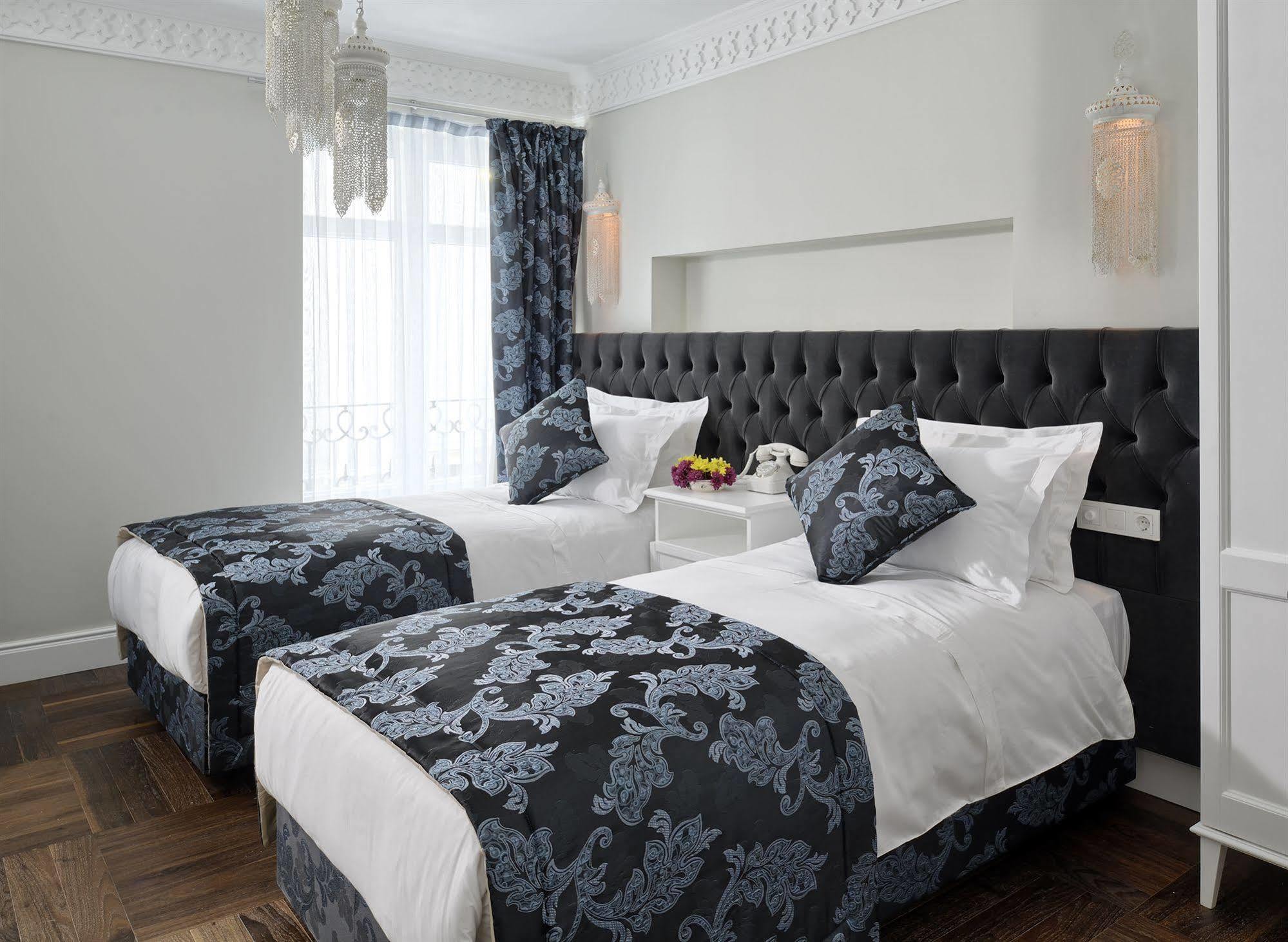 Nexthouse Pera Hotel (Adults Only) Istanbul Exterior photo
